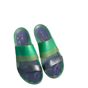 Crocs Womens Sandals Green Navy straps Size 7 Slip-On Lightweight Casual Shoes